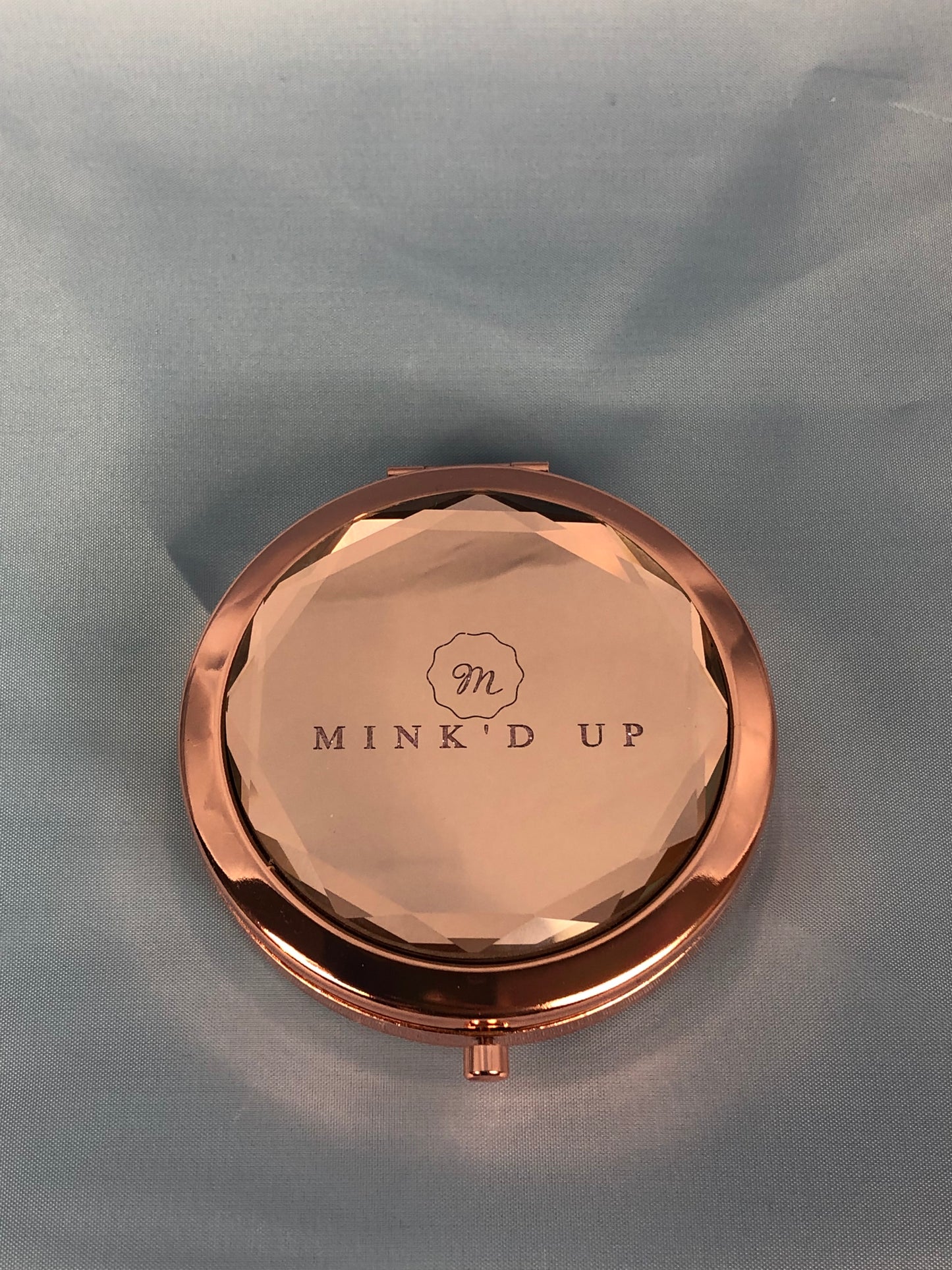 Mink'd Up Glass Eyelash Case&Pocket Mirror
