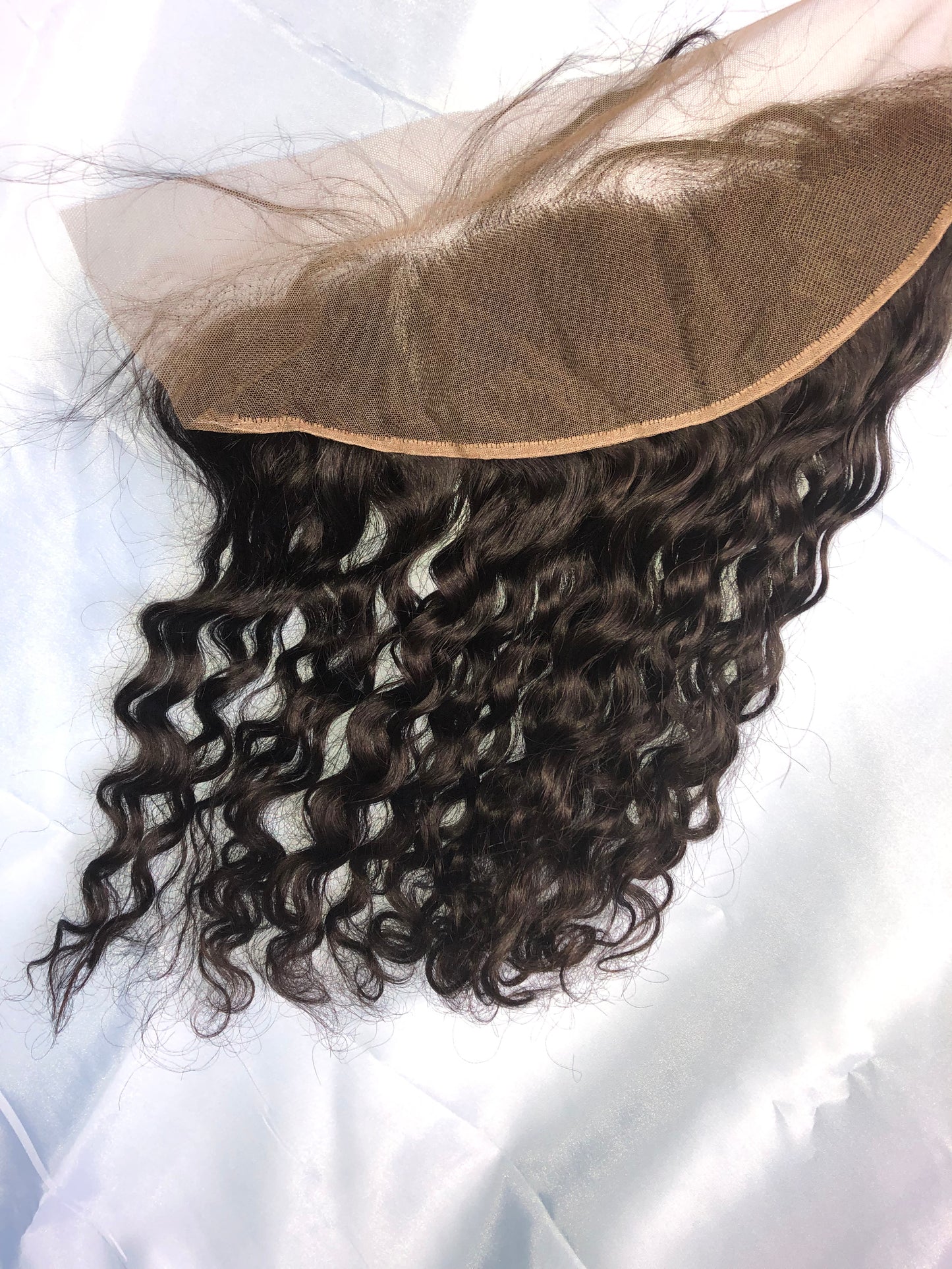 4 Mink Waterwave Bundles + Frontal