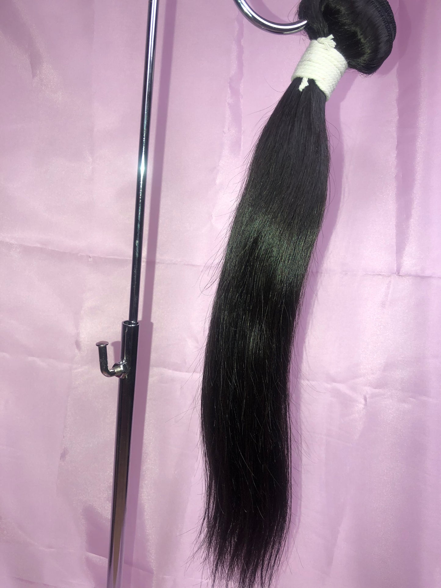 4 Mink Straight Bundles + Closure