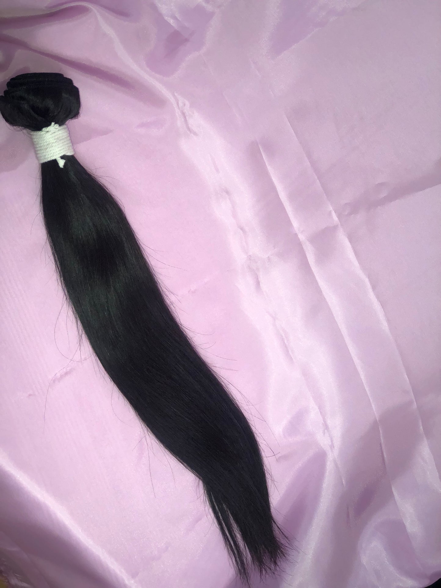 4 Mink Straight Bundles + Closure